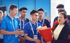 U22 Việt Nam được chào đón nồng nhiệt tại Thái Lan