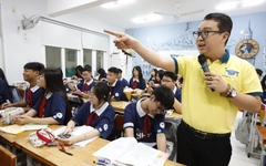 Tuyển chọn ứng viên đi thi học sinh giỏi lớp 9 ở TP.HCM: Mỗi nơi mỗi kiểu, phụ huynh bức xúc