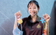 Nữ sinh An Giang ước ba không phải khóc nữa