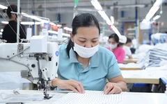 Doanh nghiệp ‘chơi lớn’ vừa tăng lương vừa công bố kế hoạch thưởng Tết cao