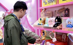 Nô nức tham quan 500 gian hàng triển lãm đồ chơi trẻ em
