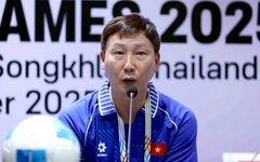 HLV Kim Sang Sik: U22 Việt Nam bận rộn để tìm hiểu và xác định cách chơi khi gặp U22 Lào