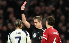 Vòng 17 Ngoại hạng Anh: Chelsea thoát thua, Man City, Liverpool đều có chiến thắng