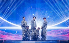 EXO trở lại MMA 2025, Suho bật khóc sau màn trình diễn bùng nổ