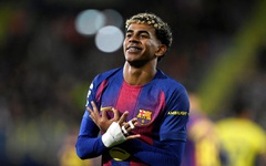 Lamine Yamal bị cầu thủ Villarreal vào bóng thô bạo trong trận thắng của Barcelona