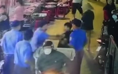 Công an TP.HCM điều tra vụ bảo vệ chợ đầu mối Hóc Môn hành hung người trong chợ