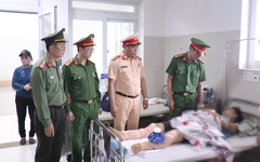 Tạm giữ thanh niên tông gãy chân trung tá cảnh sát giao thông đang làm nhiệm vụ