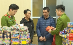 Khởi tố 3 người mua bán, tàng trữ gần 500kg pháo nổ các loại