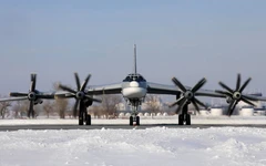 Nga nói oanh tạc cơ Tu-95MS bị tiêm kích nước ngoài bám sát khi bay theo kế hoạch