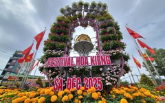 Cận cảnh không khí Festival hoa kiểng Sa Đéc lần thứ II trong ngày khai mạc
