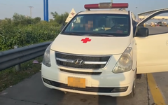 Lập biên bản ô tô chở hàng lắp thiết bị phát tín hiệu ưu tiên của xe cấp cứu