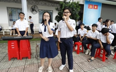 Từ 'khoảng lặng cúi đầu' đến giờ ra chơi đầy tiếng cười ở sân trường TP.HCM