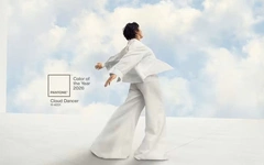 Pantone công bố Cloud Dancer là màu của năm 2026