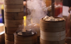 Lễ hội ẩm thực Chợ Lớn: Khách vẫn vui dù phải xếp hàng