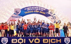 Trường đại học Bách khoa thắng nghẹt thở, 'gom' giải thưởng ở giải bóng đá sinh viên