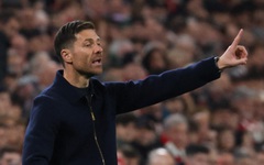 Xabi Alonso chỉ trích trọng tài