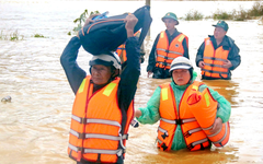 Mưa lũ miền Trung