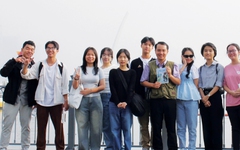 Cùng lên buýt sông, khám phá di sản thành phố