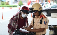 Phạt vi phạm giao thông