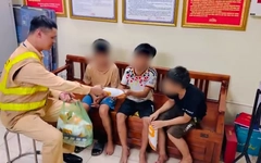 3 bé trai đạp xe hơn 30km đi chơi rồi lạc đường, được CSGT báo gia đình đón về