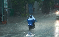 Chiều tối và tối 12-5, mưa dông xuất hiện ở nhiều khu vực