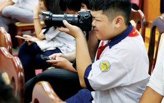 Ngắm nhìn thành phố qua ống kính nhiếp ảnh gia nhí