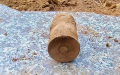 Phát hiện quả đạn M79 trong khuôn viên di tích Tháp Nhạn