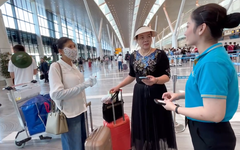 Nhiều hành khách đi nhầm lối, nhầm tầng ở nhà ga T3 Tân Sơn Nhất