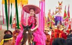 Hòa Minzy lập kỷ lục mới, vượt mặt cả Jack và Sơn Tùng M-TP