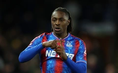 Ngôi sao Premier League bất ngờ vô địch giải... cờ vua