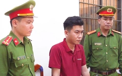 Bắt hai cha con ‘vẽ’ dự án thu lời 100 tỉ đồng, lừa người phụ nữ góp vốn 10 tỉ đồng