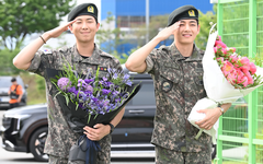 RM và V (BTS) xuất ngũ, fan vỡ òa đón chờ màn tái ngộ