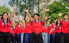 Chiến sĩ Hoa phượng đỏ sôi nổi đồng diễn, chọn điều đúng, sống chuẩn gen Z