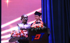 Nam sinh Trường Quốc tế Việt Nam - Phần Lan bất ngờ nhắc đến thầy mỹ thuật, cô ngữ văn trong lời tri ân