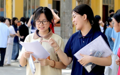 Tuyển sinh lớp 10
