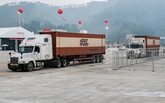 Tin tức sáng 16-6: Đề xuất gỡ khó cho thiếu lái xe hạng FC; Ngành ngân hàng lãi 66.000 tỉ