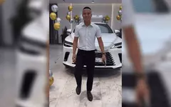 Hải Sen làm gì mà ‘đá gót chân’ là tậu ngay xế xịn?