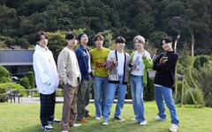 BTS sẽ trở lại vào năm sau, Rosé phá kỷ lục Billboard