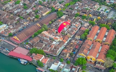 Tour du lịch mới ở Hội An: Ngắm phố cổ tuyệt đẹp từ dù lượn