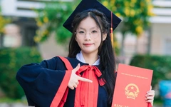 Thí sinh đạt 9,5 điểm môn văn lớp 10 TP.HCM viết kín 9 trang giấy thi