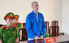 Bị phạt 12 năm tù vì trộm vàng của vợ