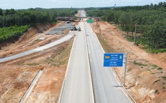 Tiến độ cao tốc Vạn Ninh - Cam Lộ nối Quảng Bình và Quảng Trị trước ngày sáp nhập tỉnh