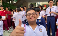 Thí sinh 2K7 nói gì sau bài thi tự chọn sáng nay?