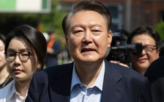 Cựu tổng thống Yoon Suk Yeol đi bỏ phiếu bầu cử