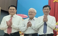 Sáp nhập tỉnh thành, phường xã