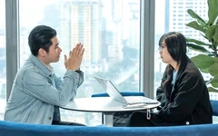 Kiếm bộn tiền nhờ 'cho thuê đôi tai'