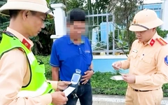 Phát hiện tài xế có nồng độ cồn vượt khung, chở 45 hành khách trên cao tốc