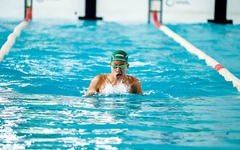 Khi vận động viên bơi lội cấp quốc gia mê nghiên cứu khoa học