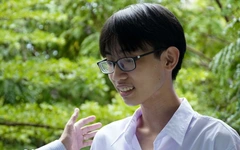 Thi xong 'tự đoán' điểm cao, nam sinh Vũng Tàu 3 điểm 10, thủ khoa toàn quốc