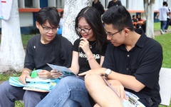 Đăng ký nguyện vọng xét tuyển đại học 2025: 2k7 làm gì khi không đủ điểm vào ngành yêu thích?